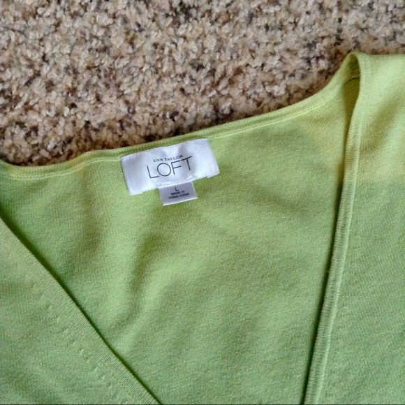 Ann Taylor Loft green sweater - Picture 4 of 5